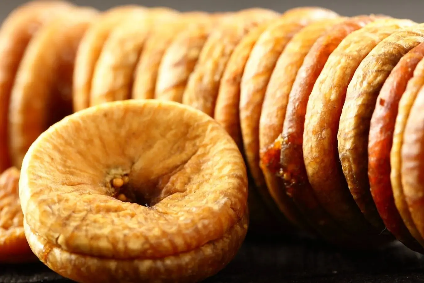 Benefit of Fig: শরীরের বিভিন্ন রোগ থেকে মুক্তি। নিয়মিত খান আনজির