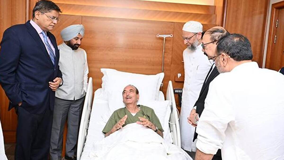 Ghulam Nabi Azad: বিশ্বমঞ্চে পাকিস্তানের পর্দাফাঁস করতে গিয়ে আচমকা অসুস্থ গুলাম নবি আজাদ, কুয়েতের হাসপাতালে চিকিৎসাধীন কাশ্মীরের প্রাক্তন মুখ্যমন্ত্রী