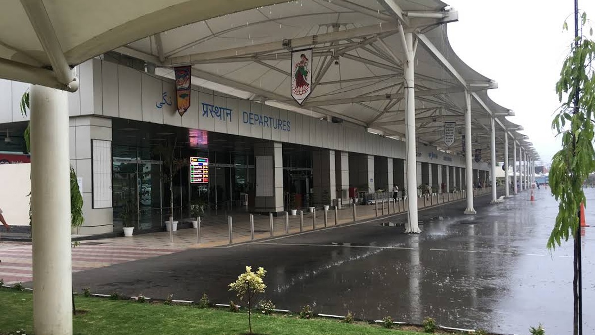 Indian Airports To Open Soon: অপারেশন সিদূঁরের পর সামিয়কভাবে বন্ধ হওয়া ভারতের ৩২টি বিমানবন্দর খুলবে শিগগিরই, দেখুুন তালিকা