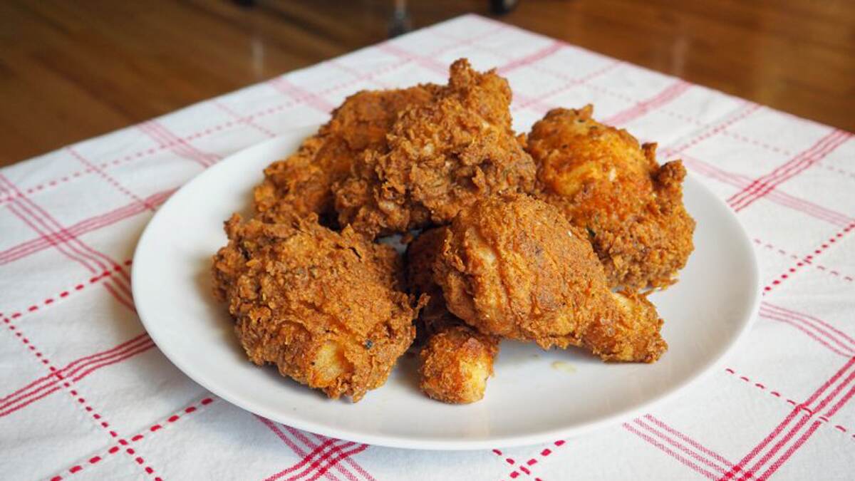 KFC chicken: কেএফসি চিকেন খেতে ইচ্ছা করছে? তাহলে এইভাবে বাড়িতেই খুব সহজে বানিয়ে ফেলুন কেএফসি স্টাইল চিকেন