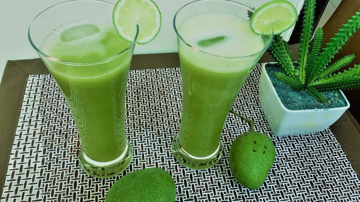Green Mango Juice: তীব্র গরমে তৃপ্তি দেয় কাঁচা আমের শরবত। বানিয়ে ফেলুন ঘরেই