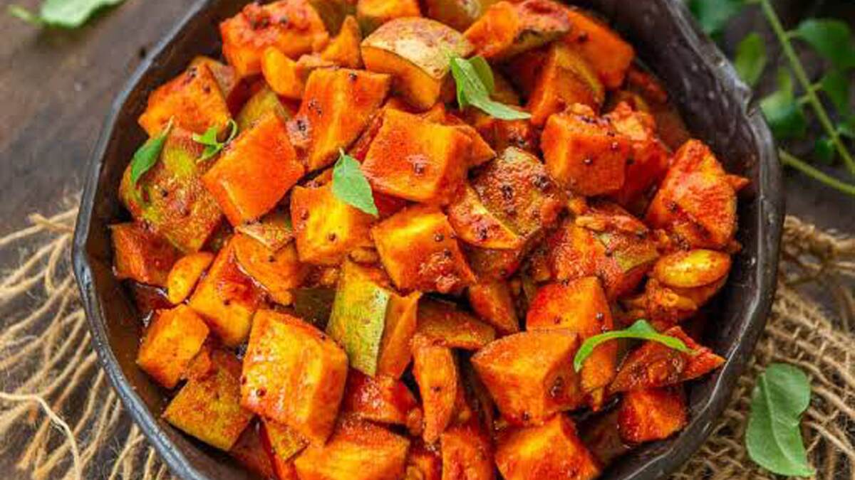 Kashmiri pickle recipe: বানিয়ে ফেলুন আমের সুস্বাদু কাশ্মীরি আচার । দেখুন রেসিপি