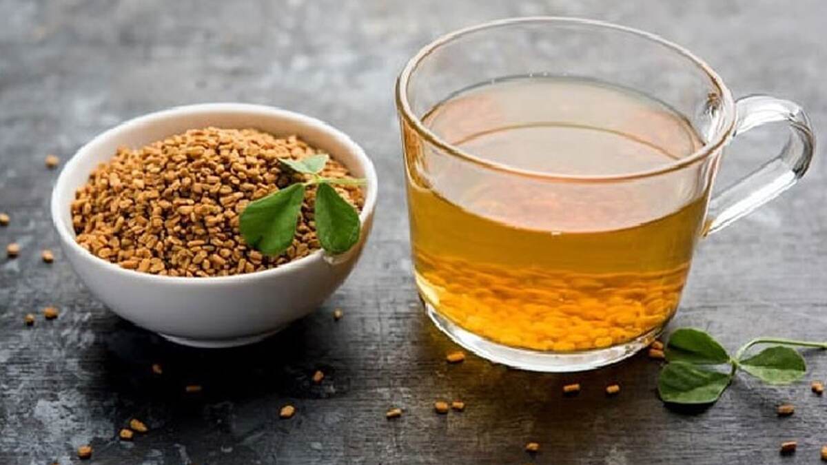 Fenugreek Health Benefits: শরীর থাকবে ঝরঝরে। নিয়মিত মেথি ভেজানো জল খান