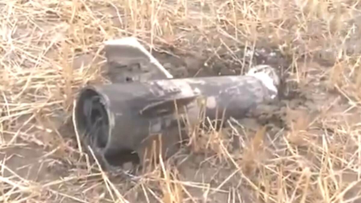 Missile Debris Found In Amritsar: পাকিস্তানের মিসাইল ভেঙে চুরমার, টুকরো টুকরো হয়ে পড়ল অমৃতসরে, দেখুন ভিডিয়ো