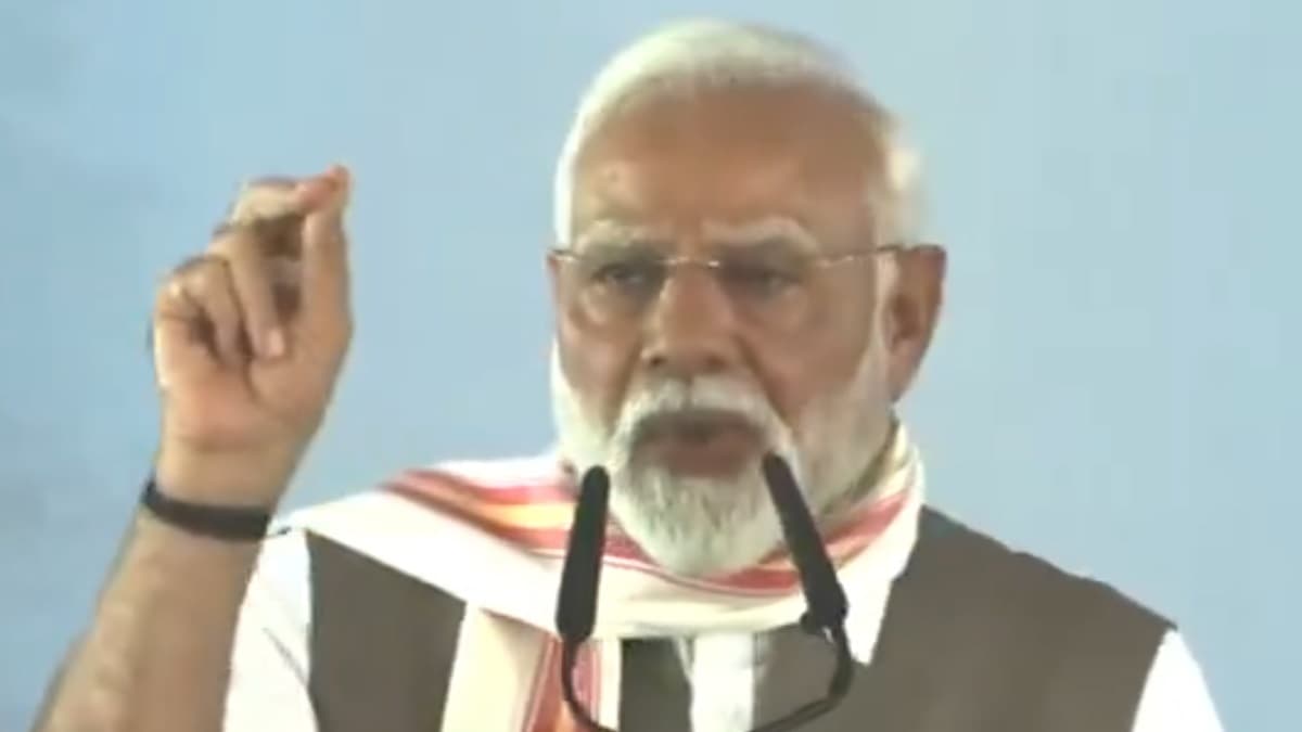 PM Narendra Modi On New India: কয়েক মিনিটে পাকিস্তানের বিমান ঘাঁটি গুঁড়ো করে দেওয়া হয়েছে, এটাই নতুন ভারতের শক্তি, বললেন মোদী