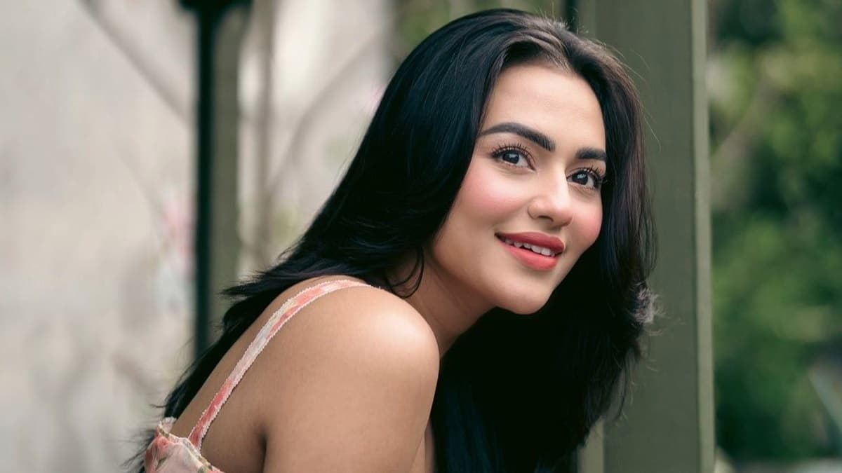 Nusraat Faria: ভাল নেই নুসরত, অভিনেত্রীর পোস্ট দেখে চিন্তায় অনুরাগীরা