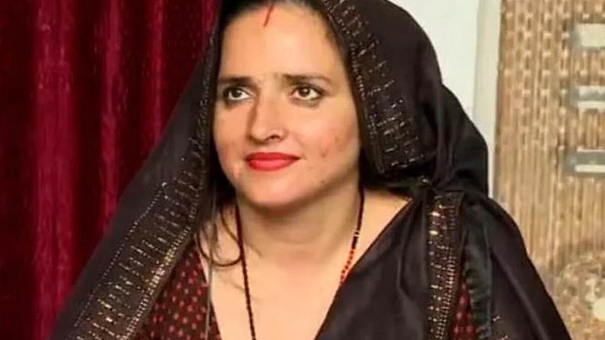 Seema Haider: এখনও ভারতেই সীমা হায়দার, পাকিস্তানি মহিলার বাড়িতে ঢুকে গলা টিপে ধরল এক ব্যক্তি,তারপর…