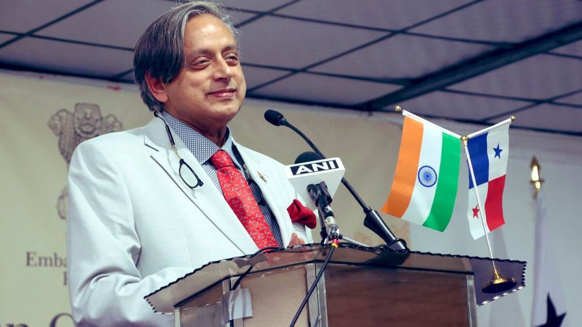Congress Leader Attacks Shashi Tharoor: 'শশী হলেন বিজেপির অতি সক্রিয় মুখপাত্র' অপারেশন সিঁদূর নিয়ে মোদীর প্রশংসা করতেই থারুরকে কটাক্ষ কংগ্রেসের