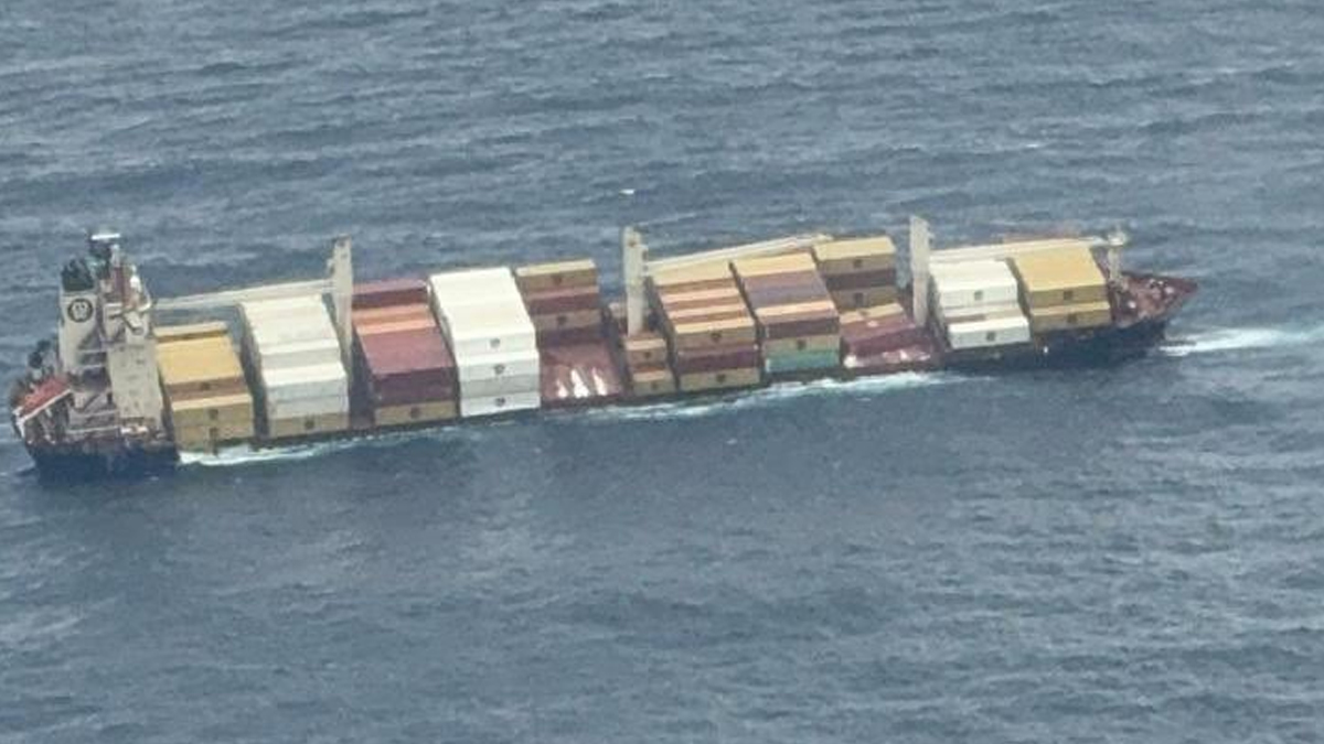 Arabian Sea: আগামী কয়েকদিনে নামা যাবে না সমুদ্রে, ছোঁয়া যাবে না জল, কী এমন ঘটল আরব সাগরে?