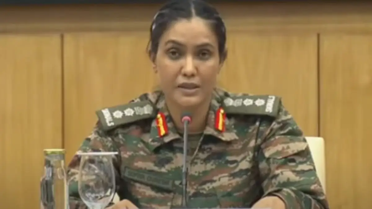 India-Pakistan Tension: পাঞ্জাবের এয়ারবেসে হামলার চেষ্টা চালায় পাকিস্তান, সাধারণ মানুষের উপর হামলা চালাচ্ছে পাক সেনা, জানালেন কর্নেল কুরেশি