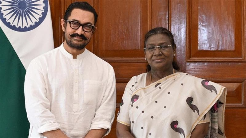 Aamir Khan Meets President Droupadi Murmu: ১০০ কোটিতে ছুঁইছুঁই সিতারে জমিন পার, ছবির সাফল্যের মাঝে রাষ্ট্রপতি দ্রৌপদী মুর্মুর সঙ্গে সাক্ষাৎ আমির খানের