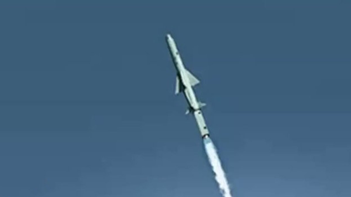 Japan Missile Test: প্রথমবারের মতো দেশে ক্ষেপণাস্ত্র পরীক্ষা করল জাপান