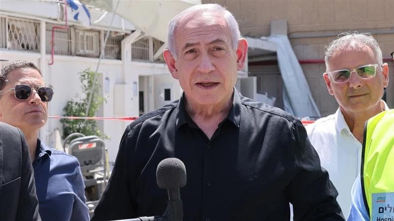 Benjamin Netanyahu Was Slapped Viral Video: জনসমক্ষে বেঞ্জামিন নেতানিয়াহুর উপর হামলা! দলের সমর্থক সজোরে থাপ্পড় কষালেন ইজরায়েল প্রধানমন্ত্রীকে, দেখুন ভাইরাল ভিডিও