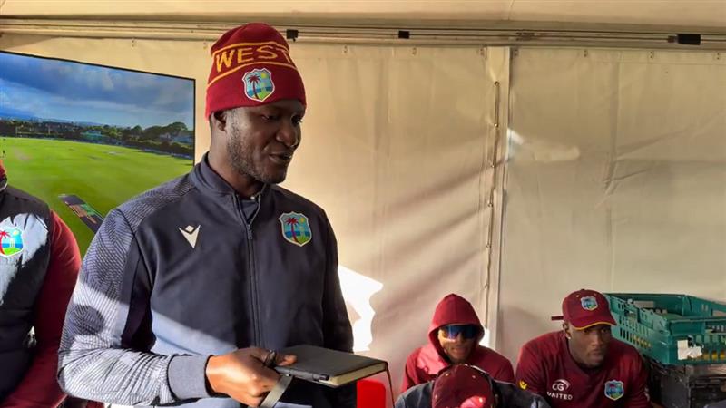 Darren Sammy Fined, WI vs AUS: থার্ড আম্পায়ারের সমালোচনার জেরে জরিমানার মুখে ওয়েস্ট ইন্ডিজের কোচ ড্যারেন স্যামি