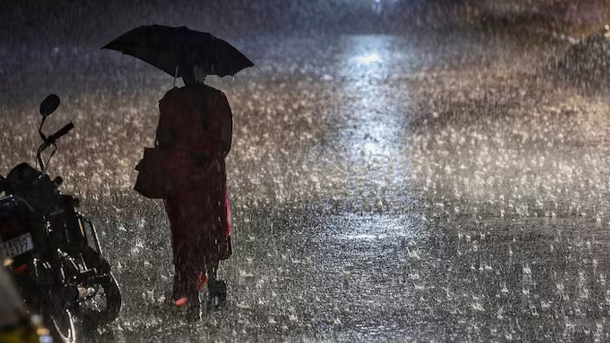 Karnataka Rain: বর্ষার আগেই ভাসছে কর্ণাটক, ১২৫ বছরে মে মাসে সর্বোচ্চ বৃষ্টি, যা প্রাণ কাড়ল ৭২ জন রাজ্যবাসীর