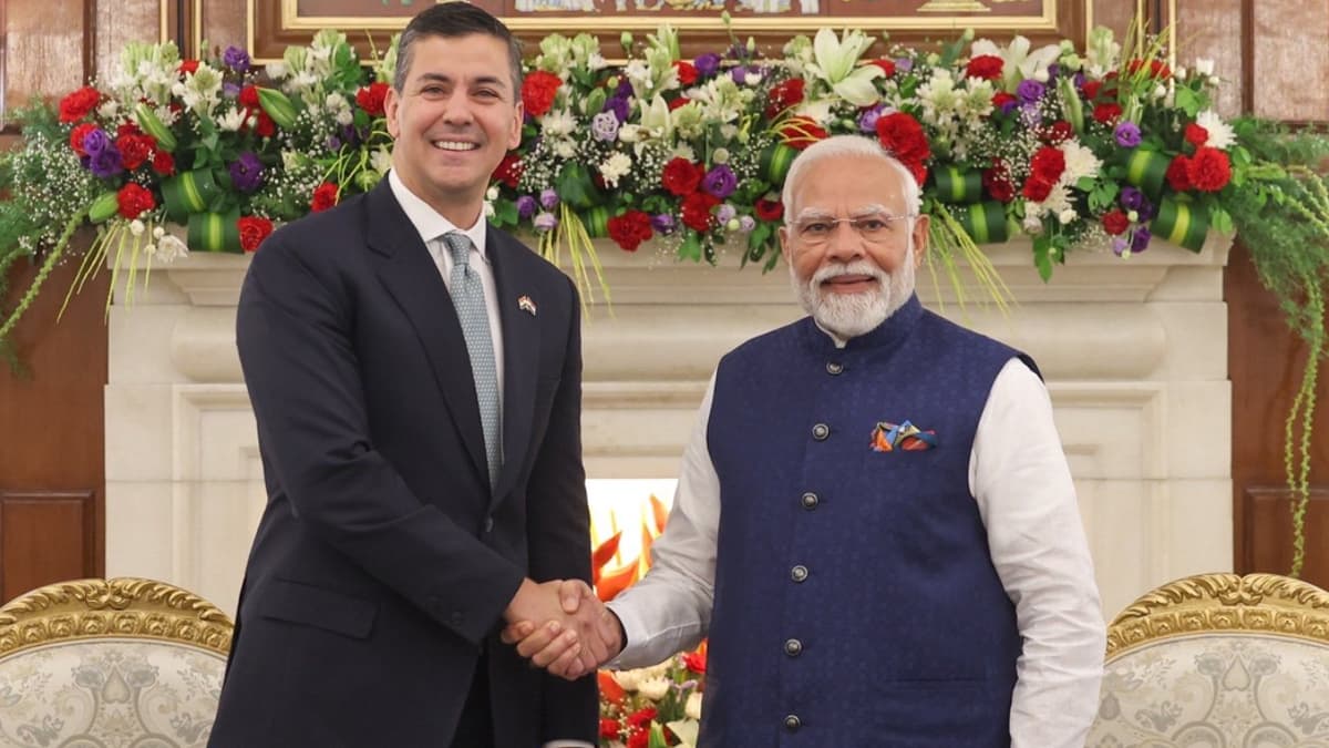 PM Modi Met Paraguay President: 'সন্ত্রাসের বিরুদ্ধে লড়াইয়ে ভারত ও প্যারাগুয়ে কাঁধে কাঁধ মিলিয়ে দাঁড়িয়ে আছে' দ্বিপাক্ষিক বৈঠকের পর বললেন প্রধানমন্ত্রী