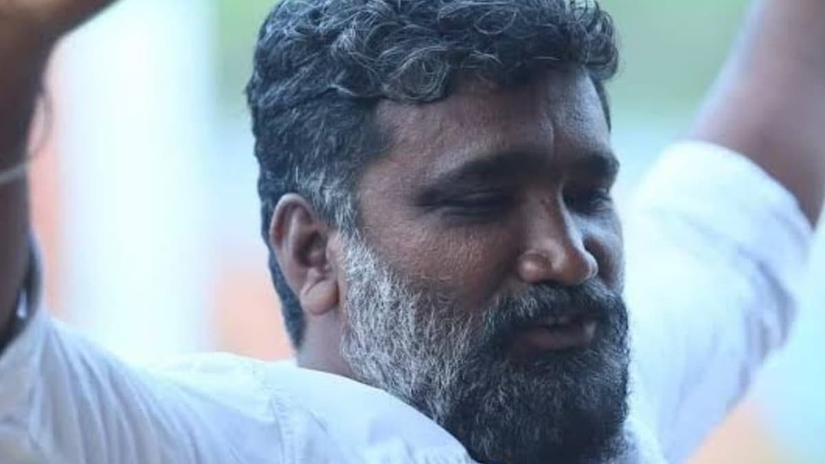 Vikram Sugumaran Dies at 47: বাসে যাত্রা করার সময়ে হৃদরোগের কামড়, ৪৭-এ শেষ হল তামিল পরিচালক বিক্রম সুগুমারনের জীবন