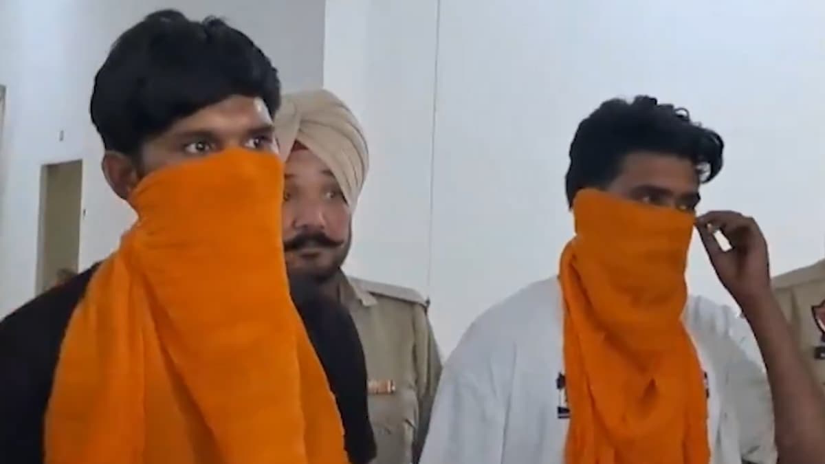 Punjab: অমৃতসরের সীমান্ত এলাকা থেকে উগ্ধার ৬ কেজি নিষিদ্ধ মাদক, গ্রেফতার ২ নাবালক পাচারকারী