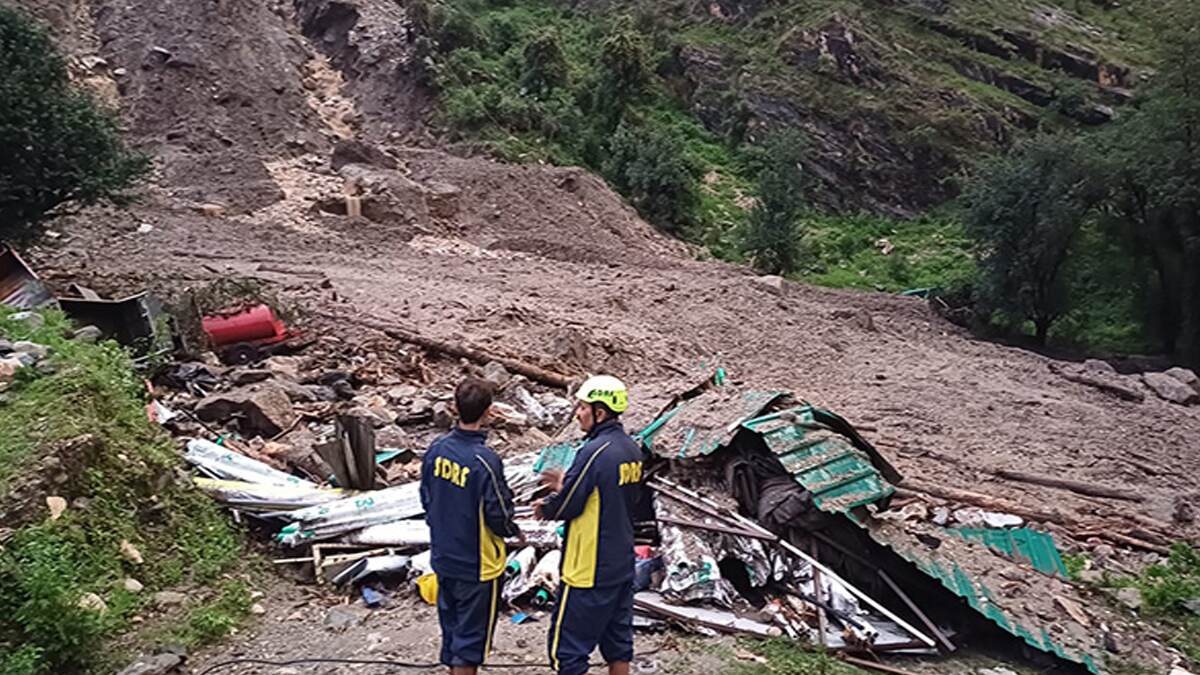 Uttarakhand: উত্তরাখণ্ডে মেঘভাঙা বৃষ্টির জেরে বিপর্যস্ত উত্তরকাশী সহ একাধিক এলাকা, নিখোঁজ ৯ জনের মধ্যে উদ্ধার ২ জনের মৃতদেহ
