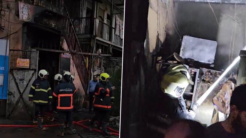 Mumbai Fire: মুম্বইয়ে এসি মেরামতির দোকানে বিধ্বংসী অগ্নিকাণ্ড, দমকল বাহিনীর চেষ্টায় আগুন নিয়ন্ত্রণে