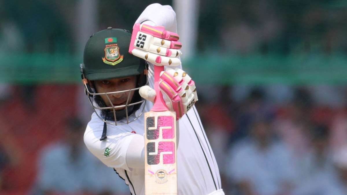 SL vs BAN 1st Test Day 2 Live Scorecard: মুশফিকুর রহিমের ১৫০*, গলে বৃষ্টিতে বন্ধ খেলা; একনজরে স্কোরকার্ড