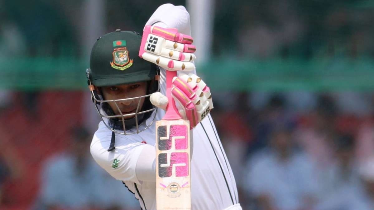 SL vs BAN 1st Test Day 2 Live Scorecard: মুশফিকুর রহিমের ১৫০*, গলে বৃষ্টিতে বন্ধ খেলা; একনজরে স্কোরকার্ড