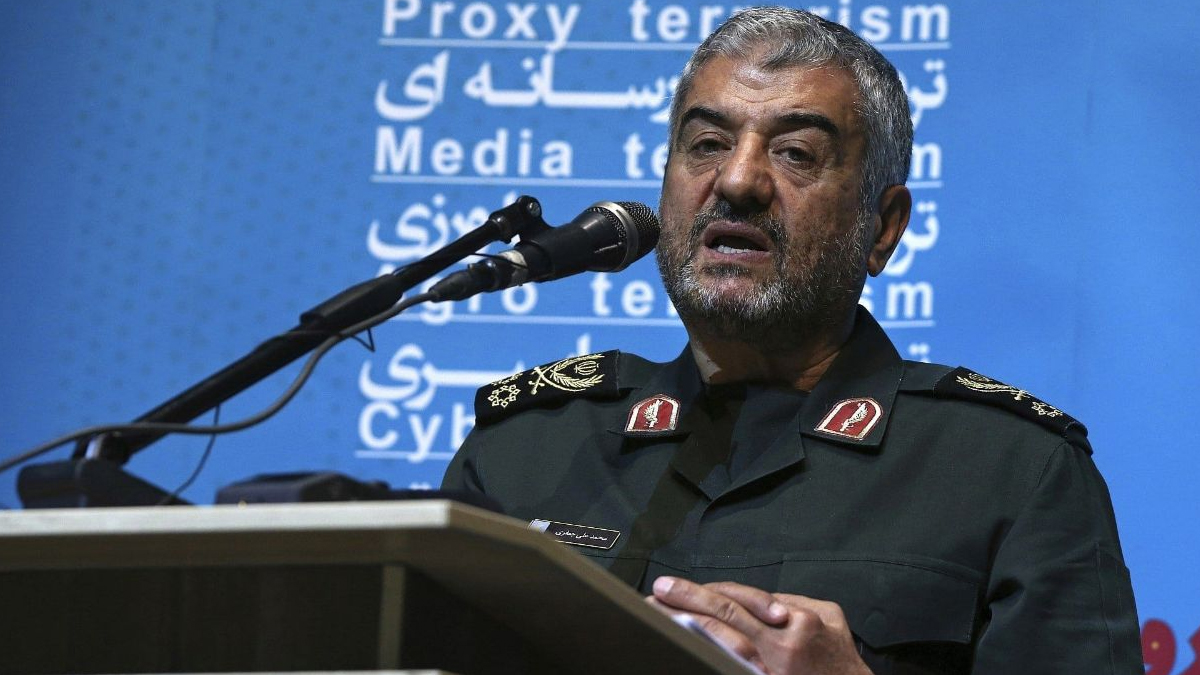 Israel-Iran Strikes: ইরানের পরমাণু কেন্দ্রগুলি নিশানা করে ইজরায়েলের হামলা, নিহত বিপ্লবী গার্ডের প্রধান!