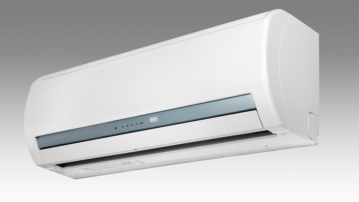 AC Temperature: গরমের হাত থেকে বাঁচতে আর ইচ্ছেমতো এসি চালাচ্ছেন? সুখের দিন শেষ, এবার এসির তাপমাত্রার উপর রাশ টানতে চলেছে কেন্দ্র