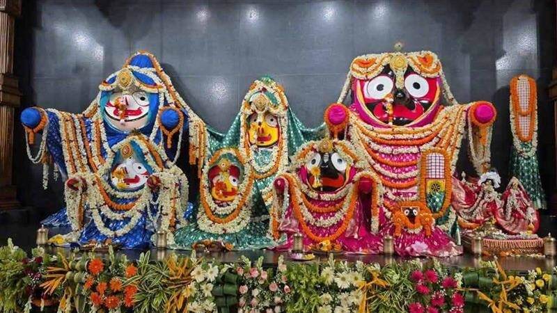 Rath Yatra 2025: রথের রশিতে টান অপেক্ষা মাত্র, লোকে লোকারণ্য দিঘার জগন্নাথ ধাম, দেখুন ভিডিয়ো