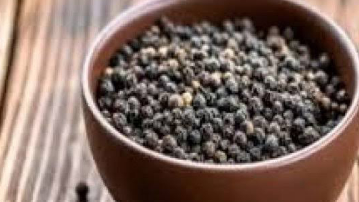 Black Pepper Benefits: ‌গোলমরিচের অনেক গুন। এর উপকারিতা জানলে অবাক হবেন