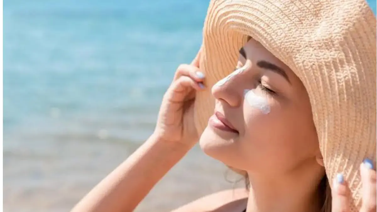 Sun tan removal home remedies: রোদে ত্বকে কালচে দাগ? রোদে পোড়া ত্বক ফর্সা করুন ঘরোয়া উপায়ে