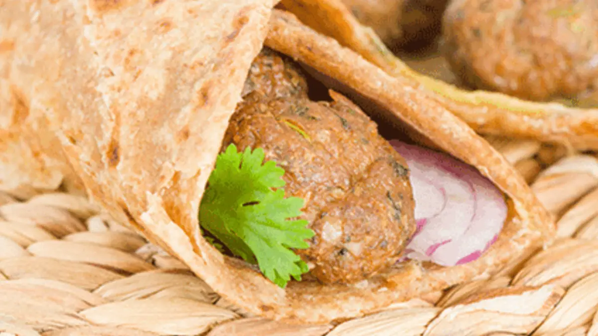 Soya chapati roll recipe: ঘরেই বানিয়ে ফেলুন প্রোটিন সমৃদ্ধ সোয়া চাপাটি রোল। দেখুন রেসিপি