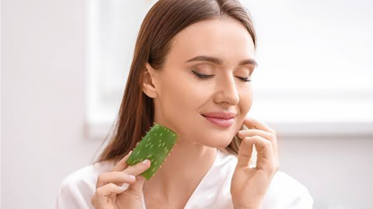Aloe Vera For Face: ত্বকের সমস্যা মেটাতে অ্যালোভেরা জেলের জুড়ি নেই। ঘরোয়া এই উপকরণ কীভাবে ব্যবহার করবেন দেখুন