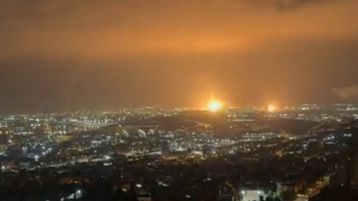 Iran-Israel War: পরপর মিসাইল ছুঁড়ছে ইরান, দাউ দাউ করে জ্বলছে ইজরায়েলের হাইফা, দেখুন ভয়াবহ ভিডিয়ো