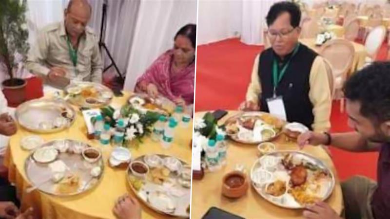 Silver Dinning Plates: রাজ্যের ভাঁড়ারে টাকা নেই অথচ অতিথিদের রূপোর থালায় খাবার পরিবেশন, ফের বিতর্কে এই সরকার
