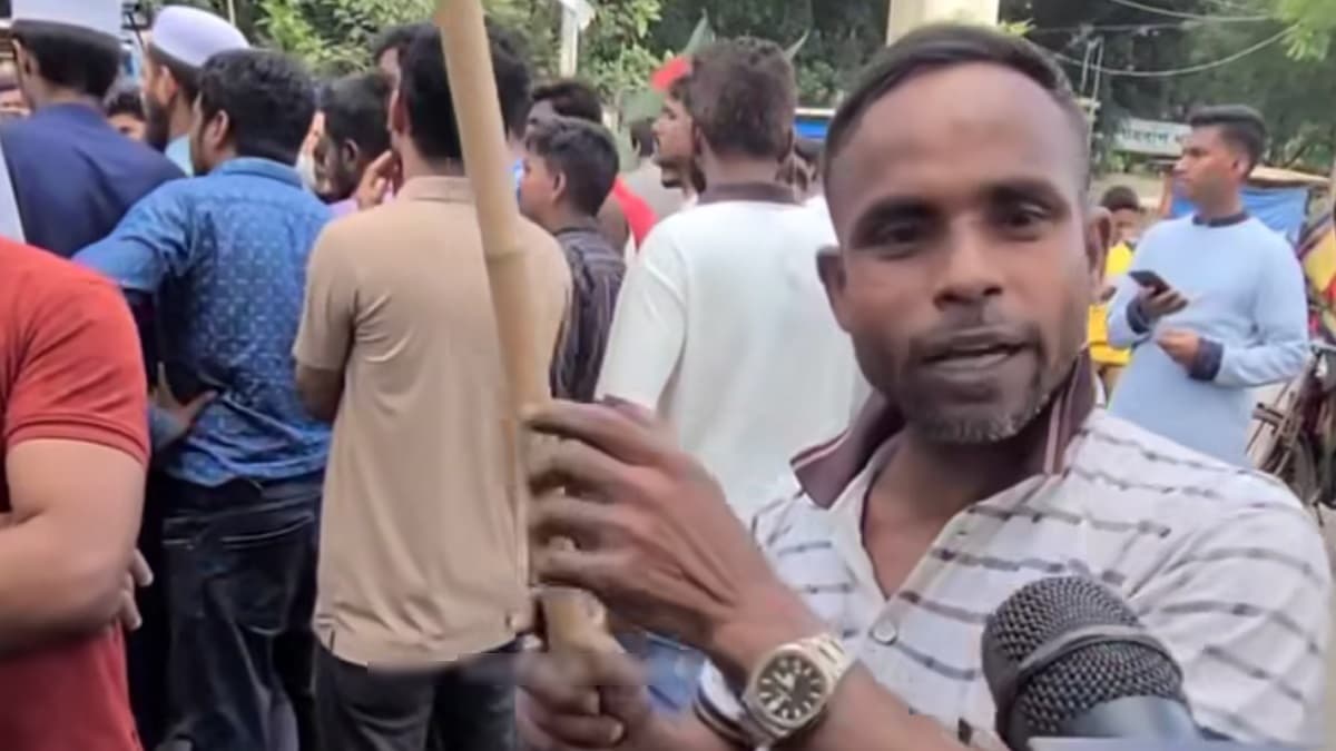 Bangladesh Situation: 'ঘুমোচ্ছিলাম, মাইকের শব্দ শুনে আন্দোলন করতে এসেছি', ভাইরাল ভিডিয়োতে দেখুন বাংলাদেশের কী অবস্থা