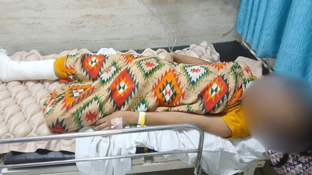 Lucknow Shocker: দীর্ঘদিন ধরে যৌন হেনস্থার শিকার, অভিযুক্তের স্ত্রীকে সব জানাতে গেলে নিগৃহীতাকে ছাদ থেকে ফেলে দিল 'গুণধর' দম্পতি