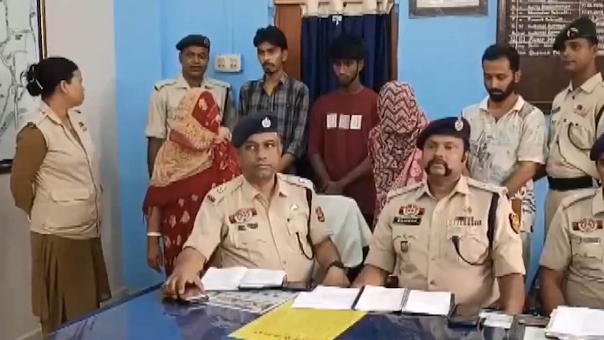 Tripura Murder Case: ফের ত্রিকোণ প্রেমের বলি ১, খুন করে দেহ ভরা হল আইস-ক্রিম ফ্রিজ়ারে