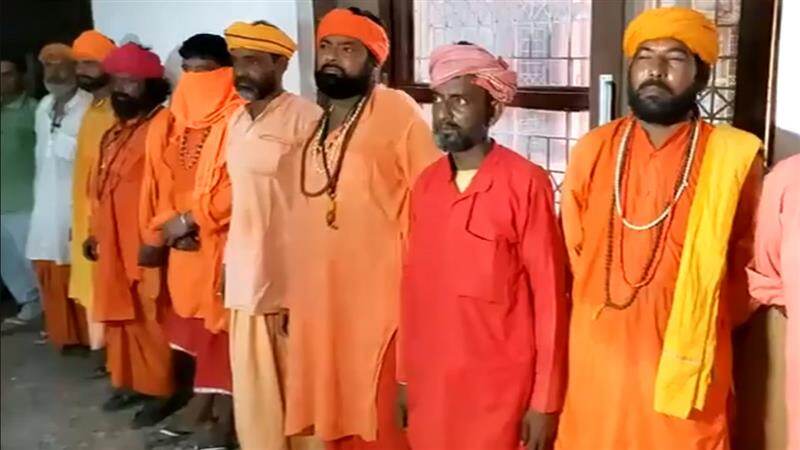Operation Kalanemi Fake Sadhus: উত্তরাখণ্ডে পুলিশের বিশেষ অভিযানে গ্রেফতার ২৫ জন ভুয়ো সাধু, ছদ্মবেশ ধরে লুকিয়ে ছিলেন অপরাধী বাবারা
