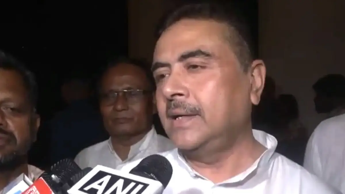 Suvendu Adhikari: জীবন প্রিয় হলে কাশ্মীরে না যাওয়াই ভালো, মমতা বন্দ্যোপাধ্যায়ের কাশ্মীর প্রীতি নিয়ে সমালোচনা শুভেন্দু অধিকারীর