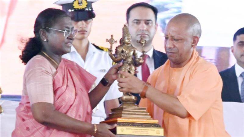 AYUSH University: উত্তরপ্রদেশে প্রথম আয়ুষ বিশ্ববিদ্যালয়ের উদ্বোধন করলেন দ্রৌপদী মুর্মু