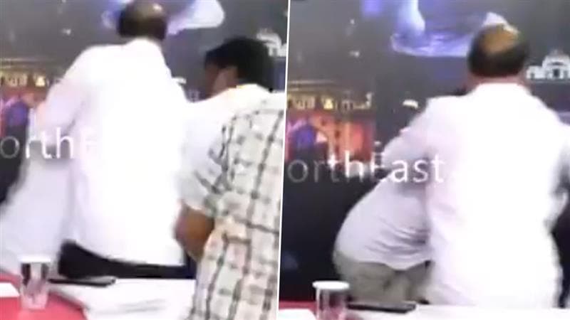 Fight on Live TV: লাইভ টিভিতে কংগ্রেস ও বিআরএস নেতার হাতাহাতি, দেখুন ভাইরাল ভিডিও