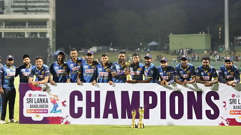 SL vs BAN 3rd ODI Scorecard: বাংলাদেশকে ৯৯ রানে হারিয়ে ঘরের মাঠে টানা অষ্টম ওয়ানডে সিরিজ জিতল শ্রীলঙ্কা