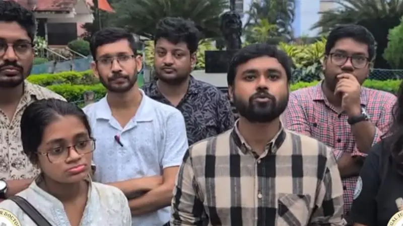 R G Kar Case: ফের একবার রাত দখলের ডাক, আরজি কর ধর্ষণ ও খুনের মামলা বছর পূর্তিতেও বিচারাধীন!