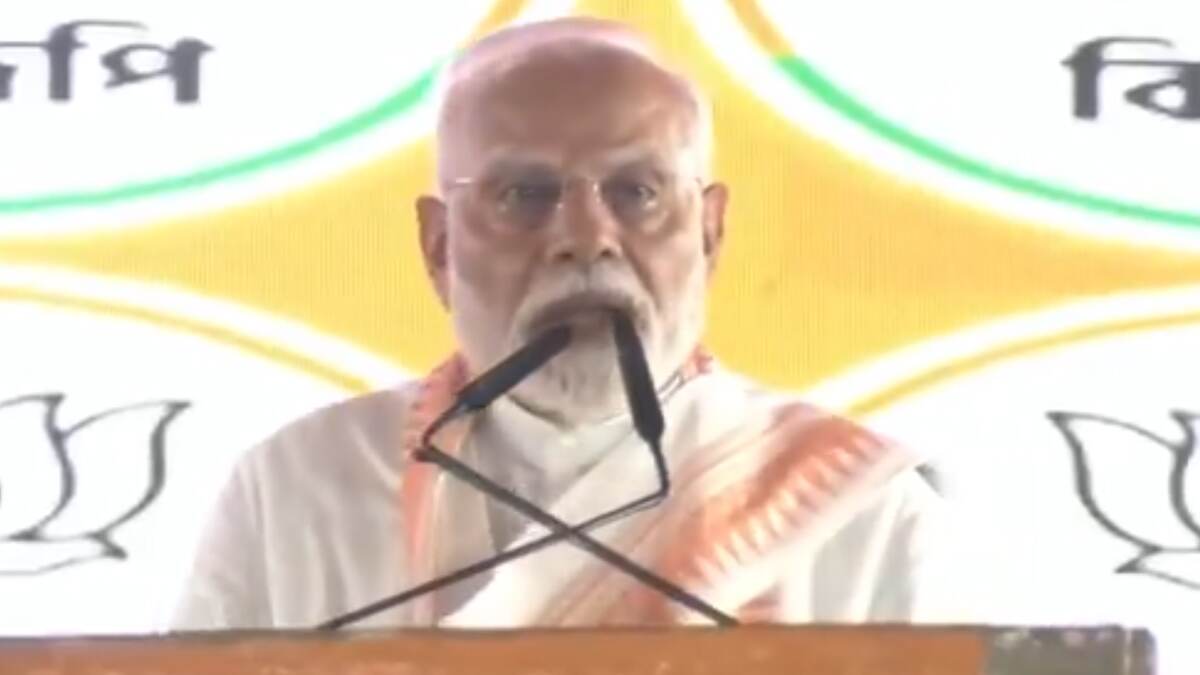 PM Narendra Modi: তৃণমূল যাবে, তবেই আসল পরিবর্তন আসবে, দুর্গাপুরে এসে হুঙ্কার প্রধানমন্ত্রী নরেন্দ্র মোদীর
