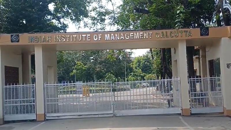 IIM Joka Rape Case: কসবার পর এবার IIM জোকা, বয়েজ হোস্টেলে ডেকে বেহুঁশ করে ছাত্রীকে ধর্ষণের অভিযোগ, গ্রেফতার দ্বিতীয় বর্ষের ম্যানেজমেন্ট পড়ুয়া