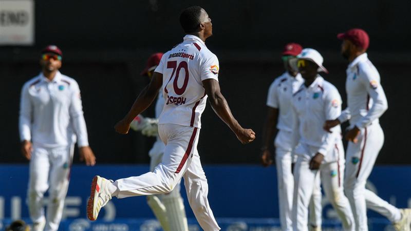WI vs AUS 3rd Test Day 1 Highlights: পিঙ্ক বল টেস্টে ওয়েস্ট ইন্ডিজের পেসারদের ঘাতক বোলিং, একনজরে স্কোরকার্ড