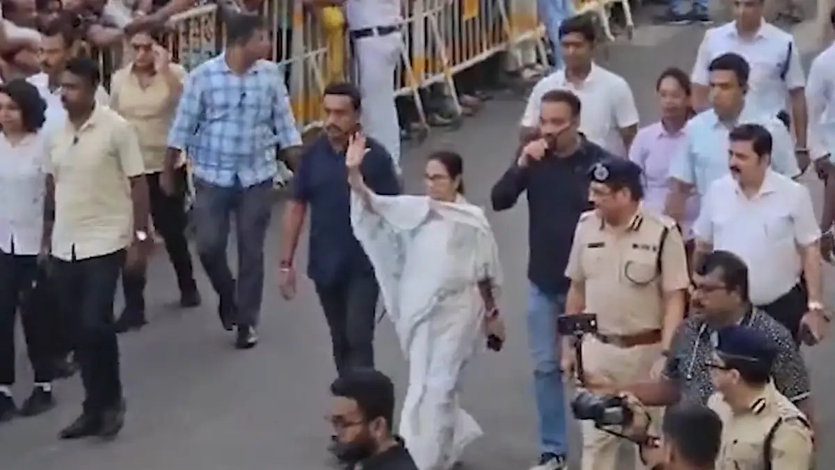 CM Mamata Banerjee: শেষ মুহূর্তের প্রস্তুতি খতিয়ে দেখতে ব্রিগেডে মুখ্যমন্ত্রী মমতা বন্দ্যোপাধ্যায়, দেখুন ভিডিয়ো