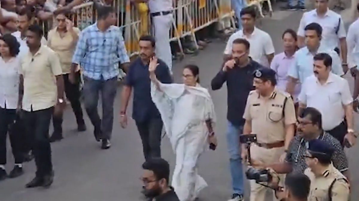 CM Mamata Banerjee: শেষ মুহূর্তের প্রস্তুতি খতিয়ে দেখতে ব্রিগেডে মুখ্যমন্ত্রী মমতা বন্দ্যোপাধ্যায়, দেখুন ভিডিয়ো