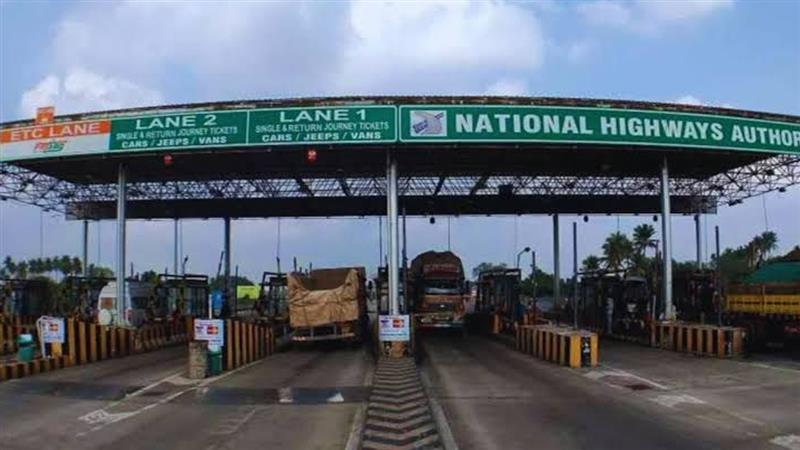 Toll Tax on Bikes: বাইক-স্কুটিতেও টোল ট্যাক্স, আমজনতার প্রতিবাদের মুখে সিদ্ধান্ত বদল মোদী সরকারের! দাবি কংগ্রেসের